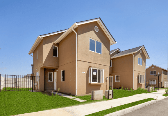 Fachada Modelo Cedro